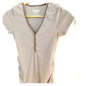 Old Navy maternity cotton rouched top